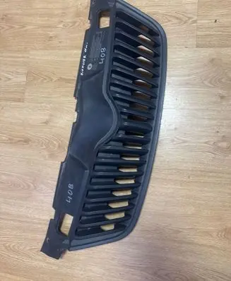 Skoda Roomster (5J) Front bumper upper radiator grill 5J0853668 5J0853668B