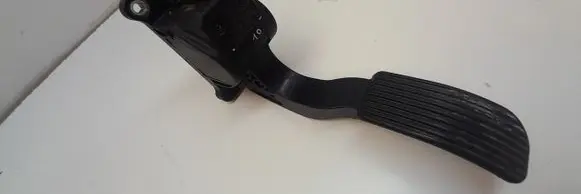 Mercedes-Benz Sprinter W906 Accelerator throttle pedal A9063000404