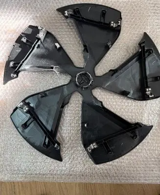 Tesla Model Y R19 wheel hub/cap/trim 218823100C