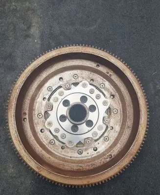 Volkswagen Transporter - Caravelle T5 Flywheel 03L105266AN
