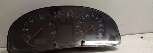 Volkswagen PASSAT B5 Speedometer (instrument cluster) 3B0919881N 110008794023