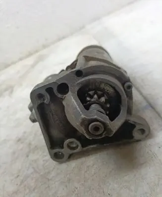 Renault Laguna II Starter motor D6RA133