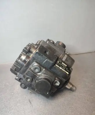 Audi Q7 4L Fuel injection high pressure pump 0445010154