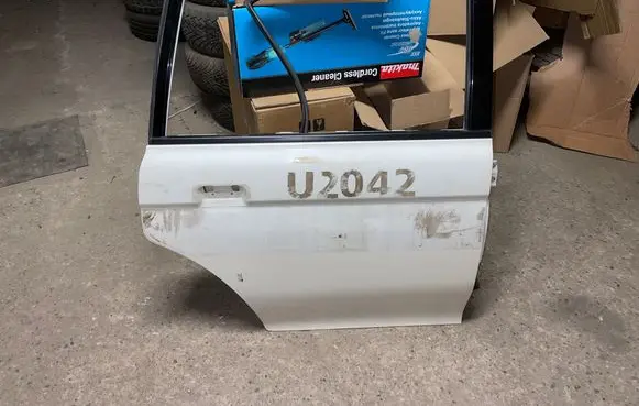 Mitsubishi Pajero Sport I Rear door