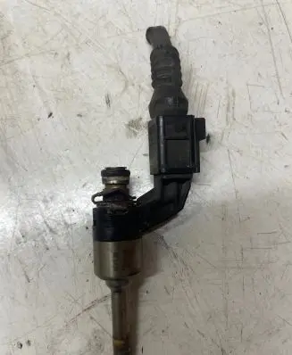 Porsche Cayenne (9PA) Fuel injector 03H906