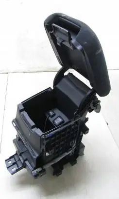 Honda CR-V Armrest