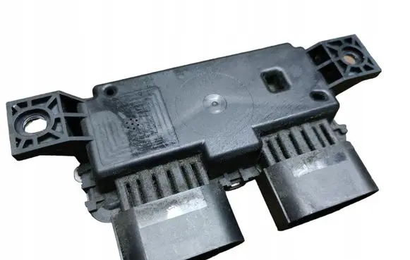 Mercedes-Benz Sprinter W907 W910 Fuel injection pump control unit/module 0009008214