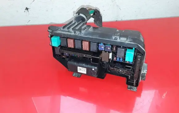Honda Accord Fuse module TL0G0 TL0G0812021169