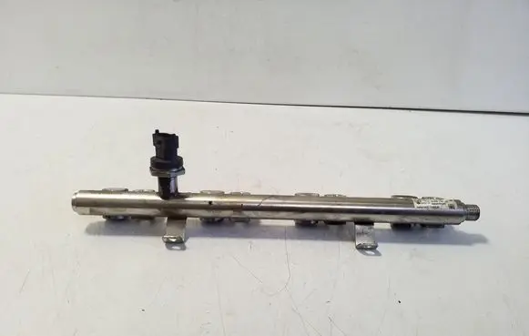 KIA Soul Fuel main line pipe 353502B110