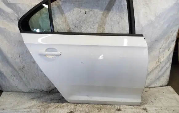 Seat Toledo IV (NH) Rear door