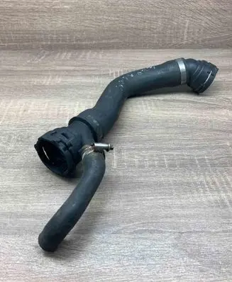 BMW 5 E60 E61 Engine coolant pipe/hose 7787452
