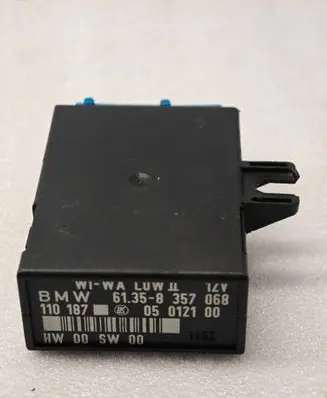 BMW 3 E36 Window wiper relay 61358357068 05012100 110187