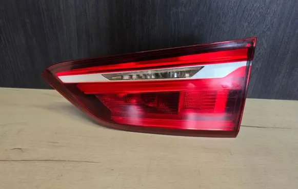 BMW X1 F48 F49 Tailgate rear/tail lights 7350698