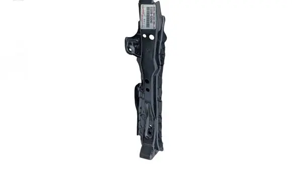 Toyota Auris 150 Radiator support slam panel