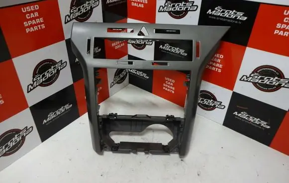 Opel Astra H Dashboard center trim panel 331985437