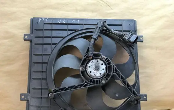 Volkswagen Fox Air conditioning (A/C) fan (condenser) 6Q0121207E 1J0959455B