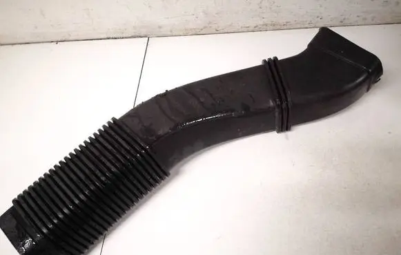 BMW 5 F10 F11 Air intake hose/pipe 19385510 7811597