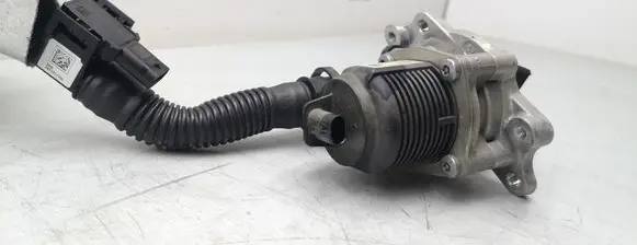 Volkswagen Jetta USA EGR valve 04E131097L