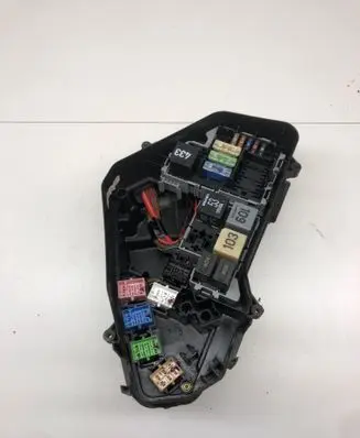 Volkswagen Touareg I Fuse module 7L6971072DN