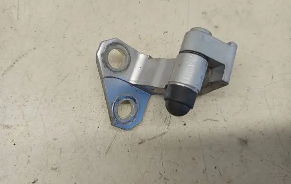 Volkswagen PASSAT CC Rear door upper hinge 3C4833401D