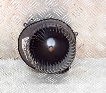 BMW 2 F22 F23 Heater fan/blower 9276112 T1016251Q