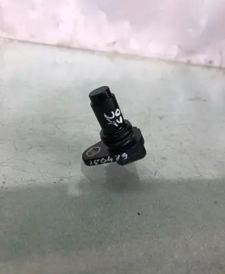 Volvo XC60 Camshaft position sensor 31491073