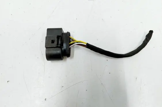 Volkswagen T-Roc Headlight/headlamp wiring loom/harness 6R0973735