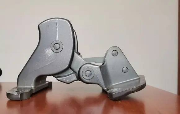 Renault Trafic II (X83) Rear door lower hinge 207167P50016 207167P 904009663R