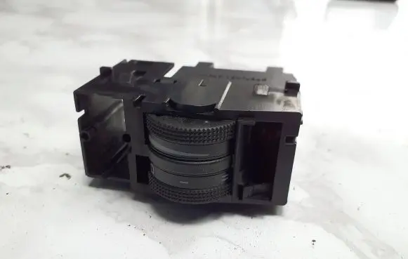 Seat Altea Headlight level height control switch 5P0919094A 04059610 150404