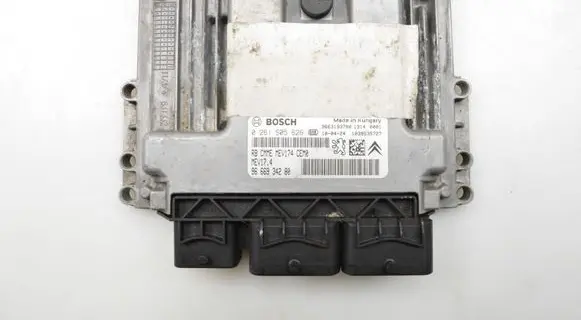 Peugeot 308 Engine control unit/module 9666934280