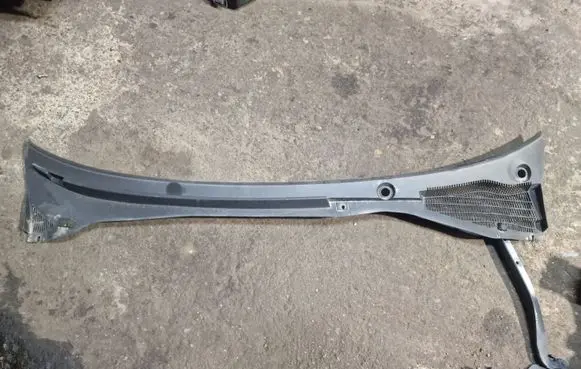 Fiat Punto (199) Wiper trim
