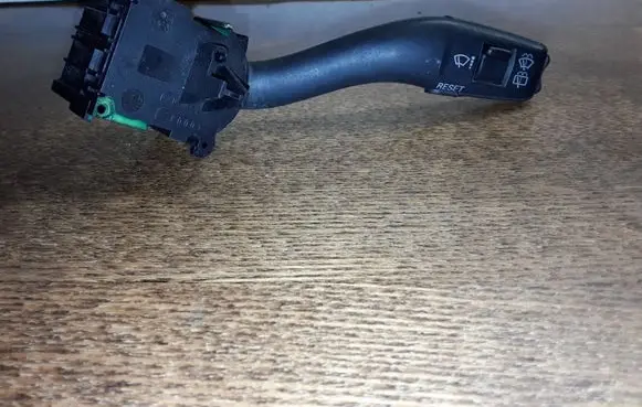 Audi A4 S4 B7 8E 8H Wiper control stalk 8EO953503C