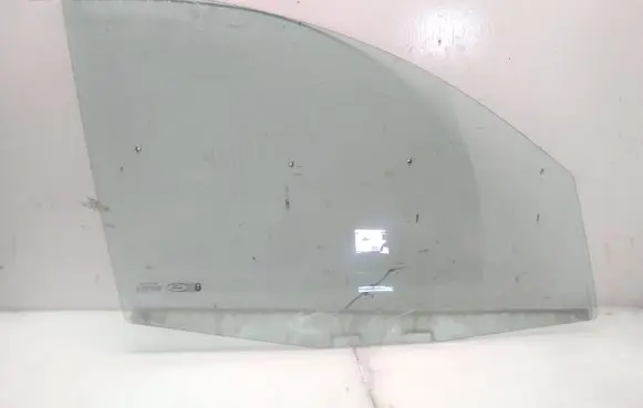 Ford Fusion Front door window glass four-door
