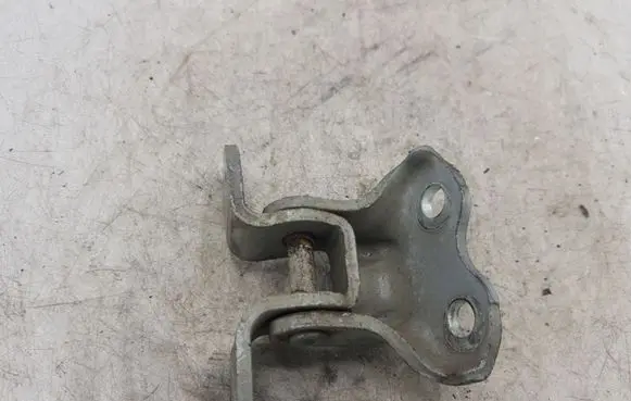 Toyota Corolla Verso AR10 Rear door upper hinge NOCODE