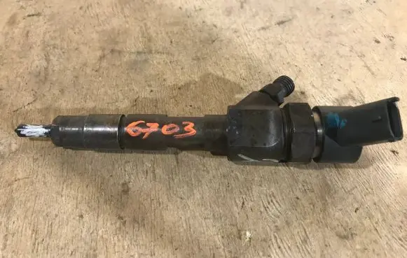 Renault Laguna II Fuel injector 0445110021 7700111014