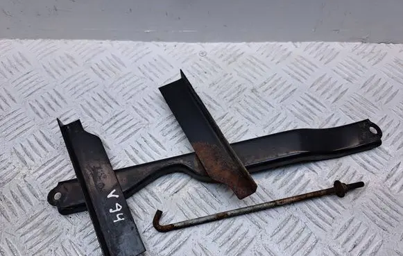 Toyota Corolla Verso AR10 Battery bracket 744040F040 7445102012