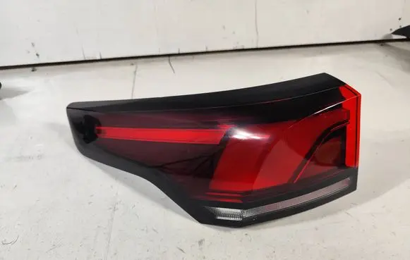 Volkswagen Tiguan Rear/tail lights 571945095 82450101