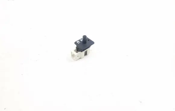 Mercedes-Benz C W203 Other switches/knobs/shifts 2028209410