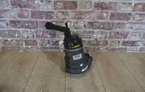Citroen C4 I Picasso Power steering pump