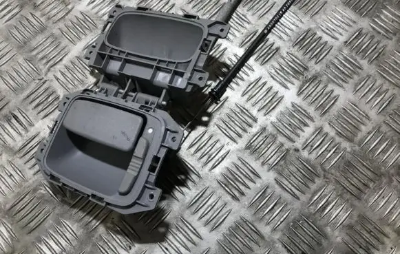 Rear door interior handle