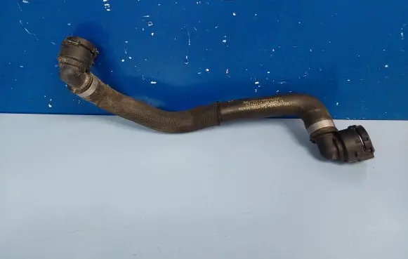 Mercedes-Benz E W213 Engine coolant pipe/hose A2135017400