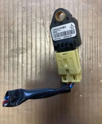 Peugeot 4007 Airbag deployment crash/impact sensor 8651A001 39754C TBZME296ZZ1867
