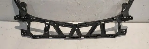 Mercedes-Benz E W212 Front bumper mounting bracket A2128855065