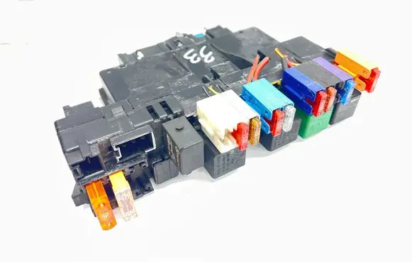 Mercedes-Benz S W220 SAM control unit A0325458332