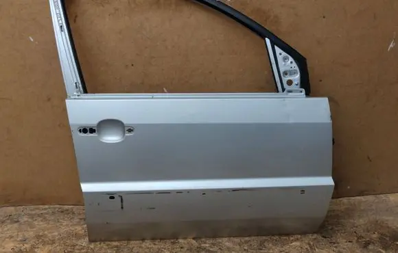 Ford Fusion Front door
