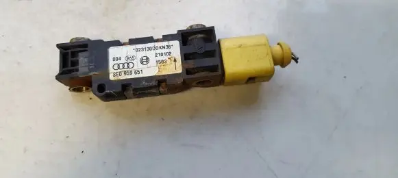 Audi A6 S6 C6 4F Airbag deployment crash/impact sensor 8E0959651 210102