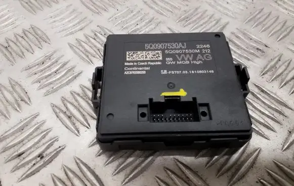 Skoda Superb B8 (3V) Gateway control module 5Q0907530AJ