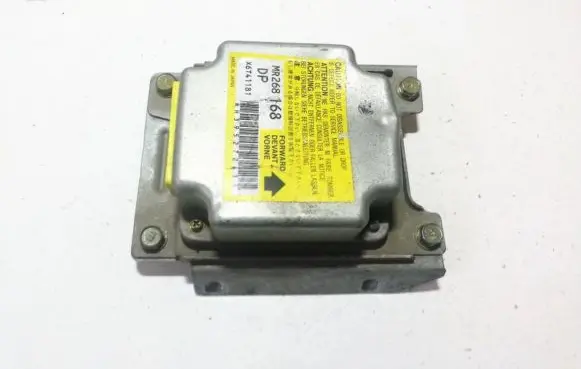 Mitsubishi Pajero Airbag control unit/module mr268168 x6t41181