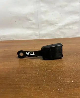 Subaru Outback Front seatbelt buckle 01122000 D3262