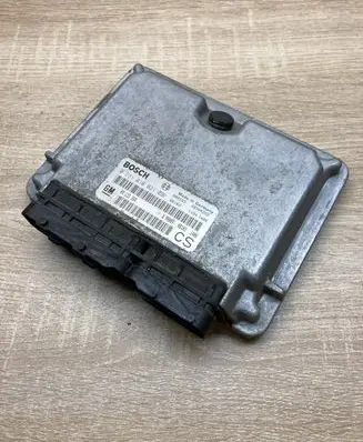 Opel Zafira A Engine control unit/module ECU 09133269 0281010021